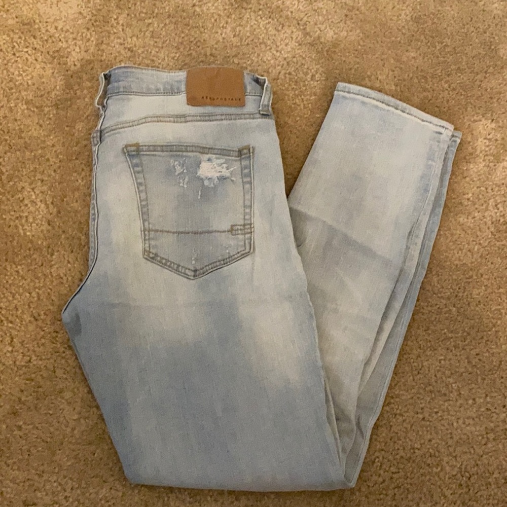 Ripped super skinny Aeropostale jeans